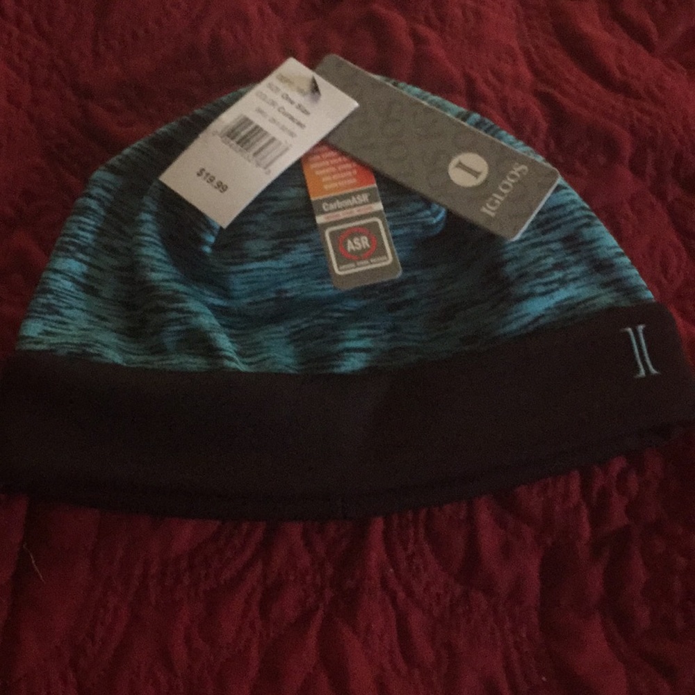 NEW IGLOOS HAT
